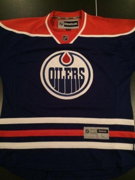 LARGE OILERS JERSEY NEVER WORN