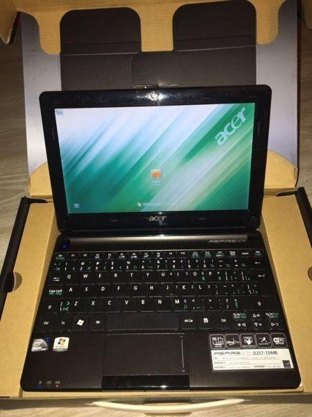 Acer Aspire netbook. Virtually new in box