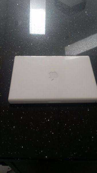 Apple manufacturer refurbished Laptop