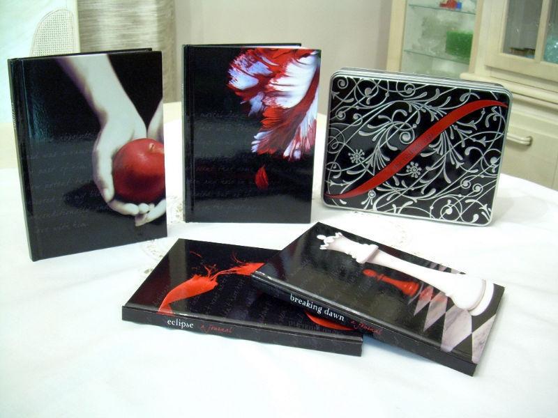 Twilight Hard Cover Journal Set in Collector's Tin