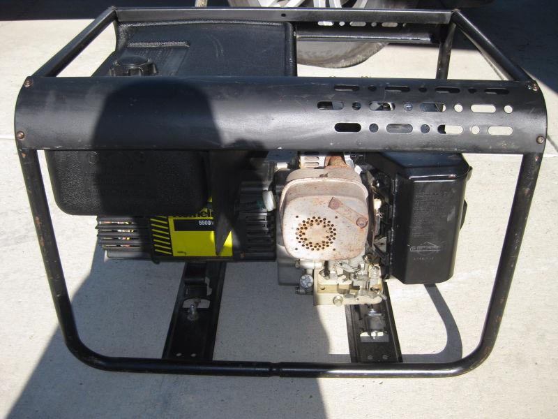 Homelite 5500 Watt Generator with 11 HP Briggs & Stratton