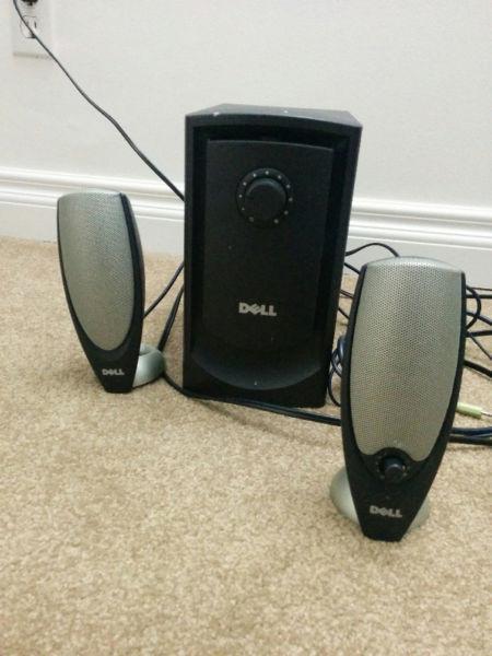 Dell computer speaker with subwoofer in good condition