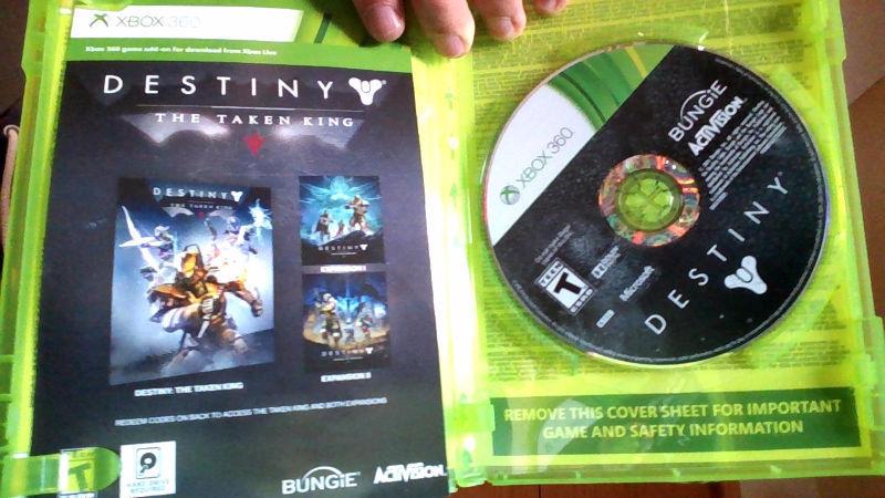 Destiny for the Xbox 360, comes with 2 expansions